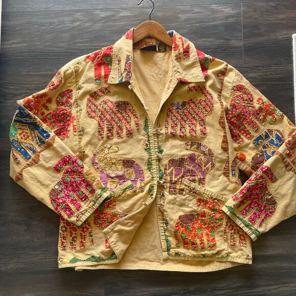 Vintage Tropical Patchwork Safari Animals Crewneck - Picture 2 of 8